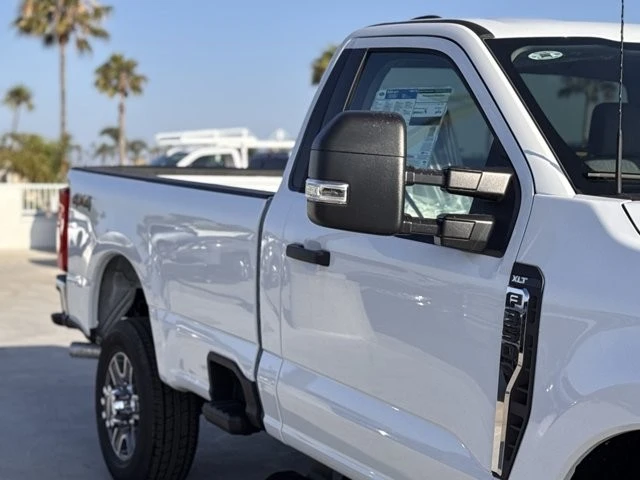 2025 Ford Super Duty 5th Gen - Image 5 of 12
