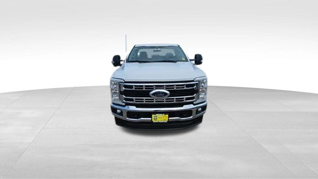 2025 Ford Super Duty 5th Gen - Image 3 of 21