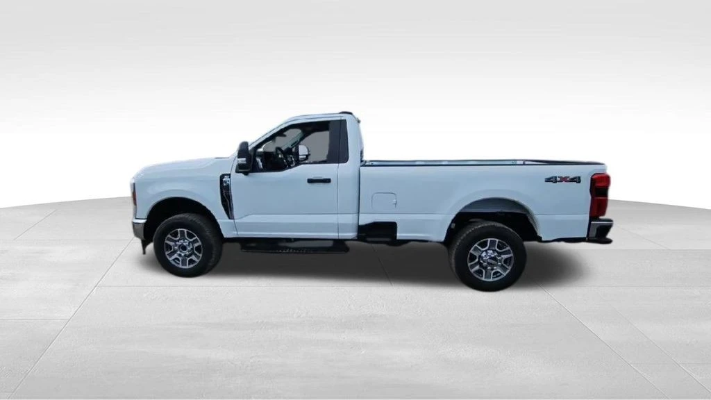 2025 Ford Super Duty 5th Gen - Image 5 of 21