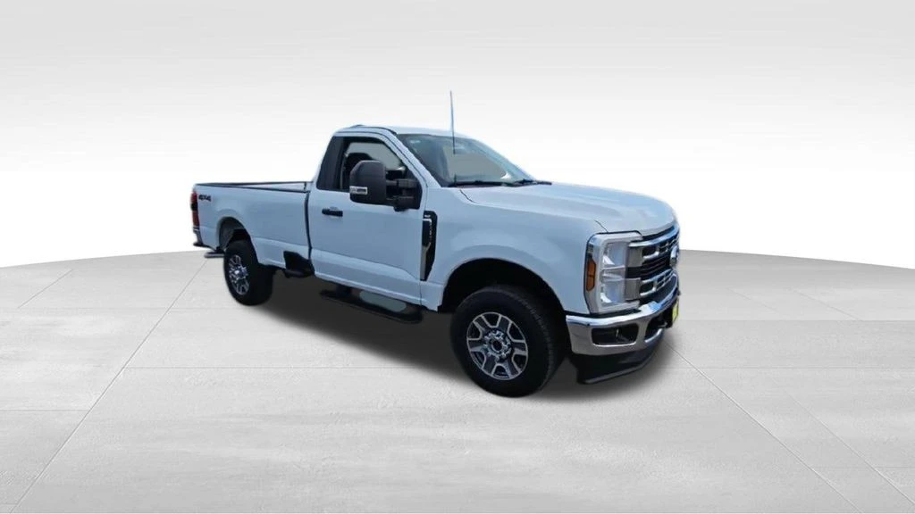 2025 Ford Super Duty 5th Gen - Image 2 of 21