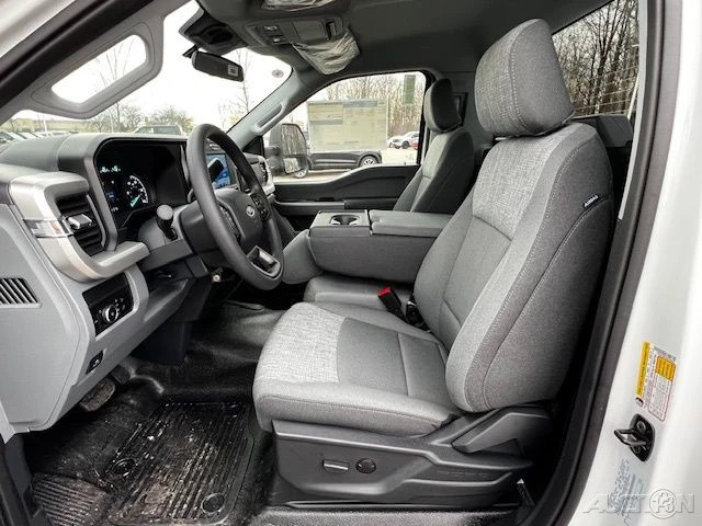 2025 Ford Super Duty 5th Gen - Image 14 of 21