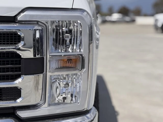 2025 Ford Super Duty 5th Gen - Image 8 of 12