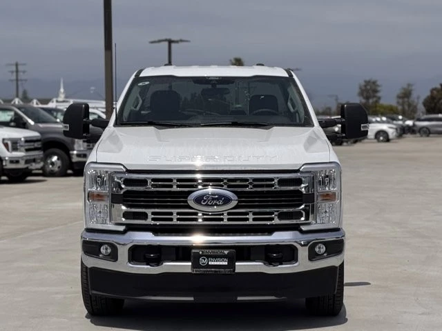 2025 Ford Super Duty 5th Gen - Image 6 of 12