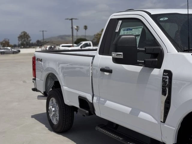 2025 Ford Super Duty 5th Gen - Image 5 of 12