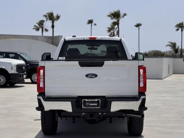 2025 Ford Super Duty 5th Gen - Image 11 of 12