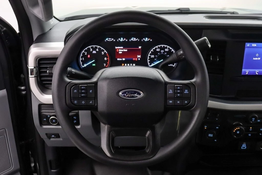 2025 Ford Super Duty 5th Gen - Image 15 of 21