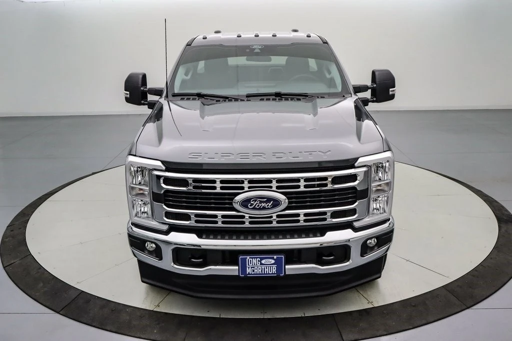 2025 Ford Super Duty 5th Gen - Image 11 of 21