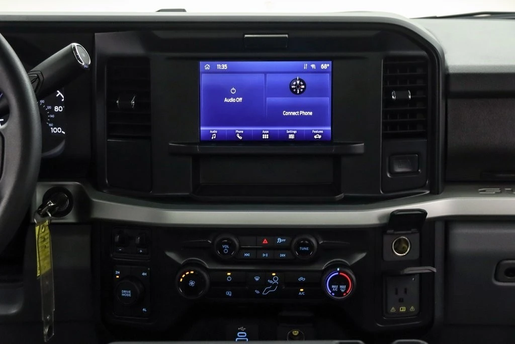 2025 Ford Super Duty 5th Gen - Image 17 of 21