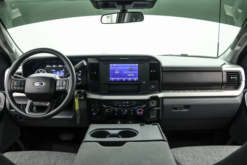 2025 Ford Super Duty 5th Gen - Image 16 of 21