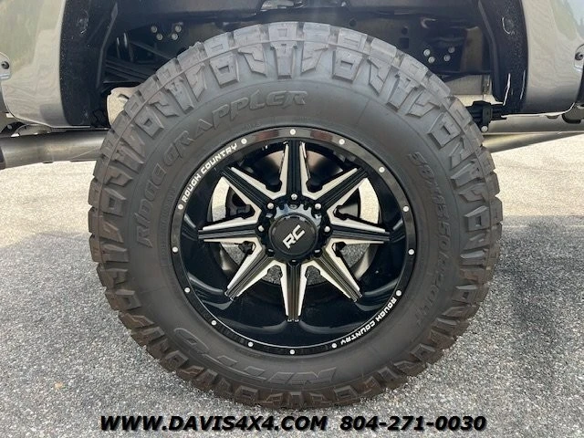 2025 Ford Super Duty 5th Gen - Image 10 of 12