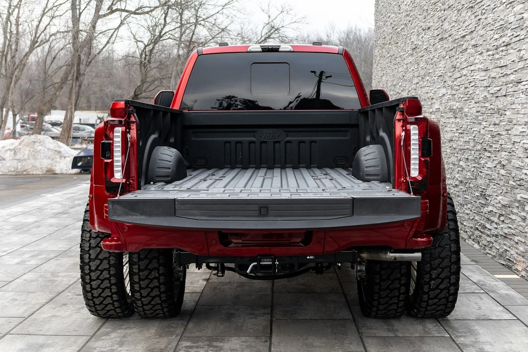 2025 Ford Super Duty 5th Gen - Image 17 of 21
