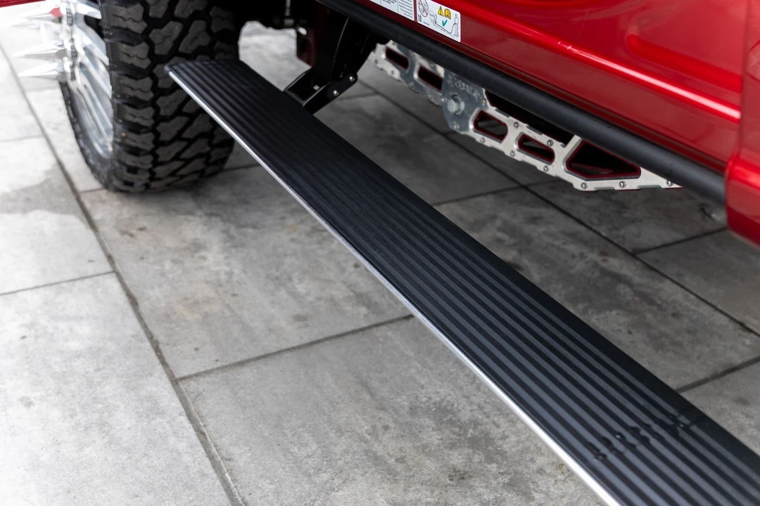 2025 Ford Super Duty 5th Gen - Image 18 of 21
