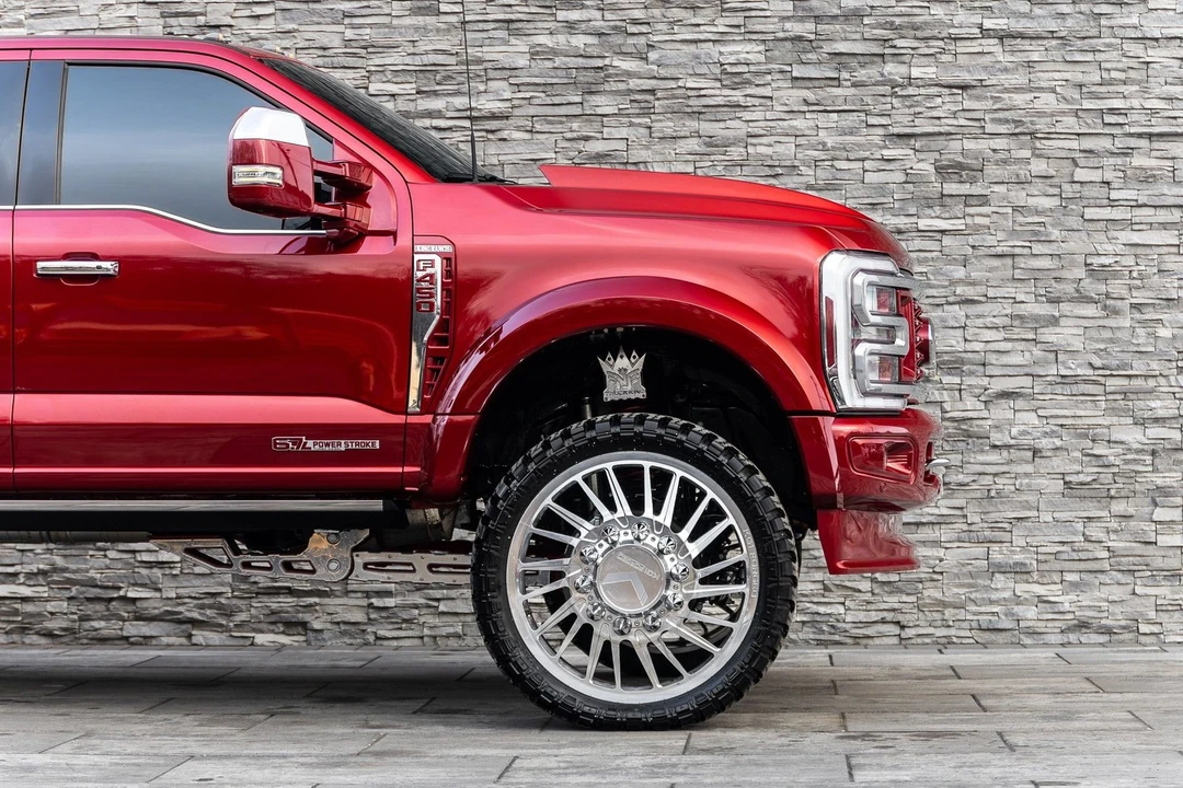 2025 Ford Super Duty 5th Gen - Image 9 of 21