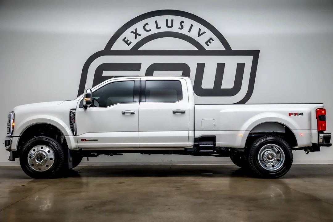 2025 Ford Super Duty 5th Gen - Image 6 of 12