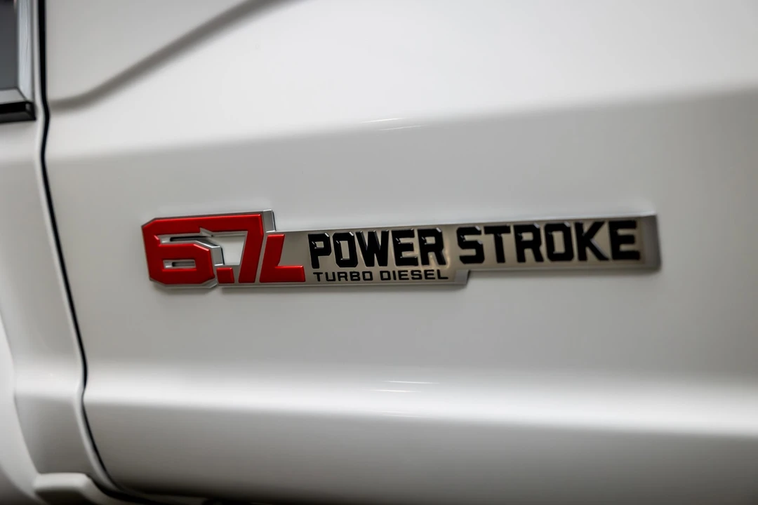 2025 Ford Super Duty 5th Gen - Image 15 of 21