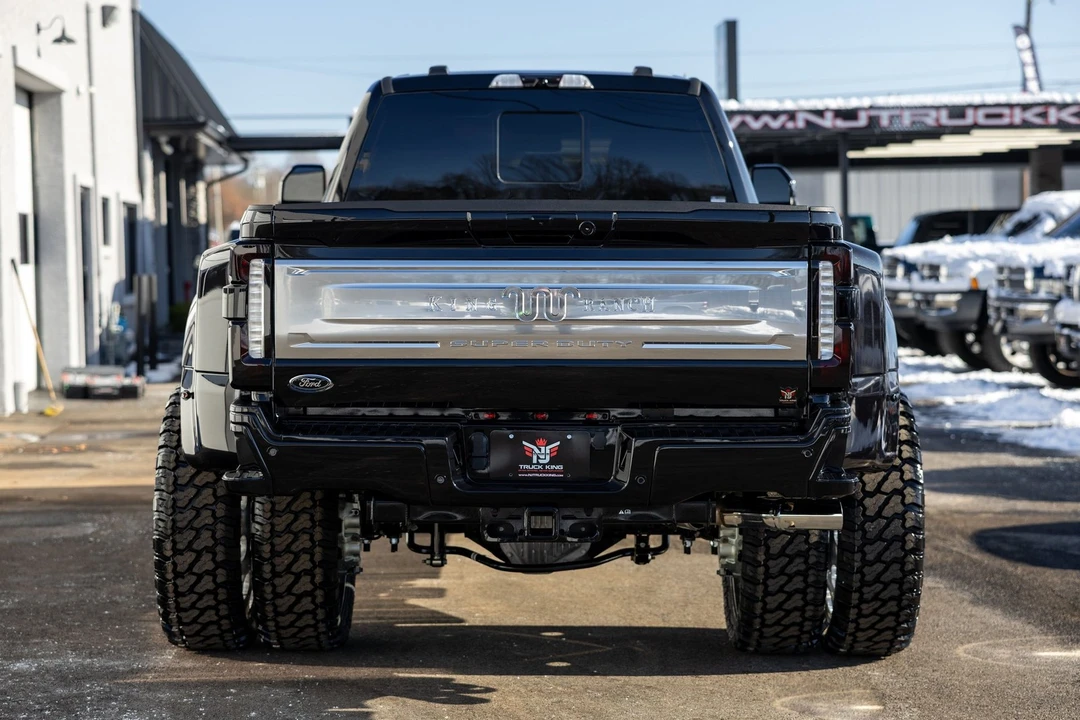 2025 Ford Super Duty 5th Gen - Image 13 of 21