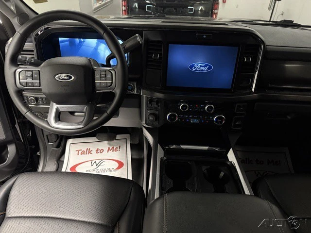 2025 Ford Super Duty 5th Gen - Image 16 of 19