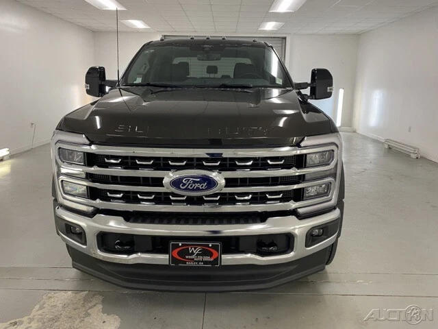 2025 Ford Super Duty 5th Gen - Image 2 of 12