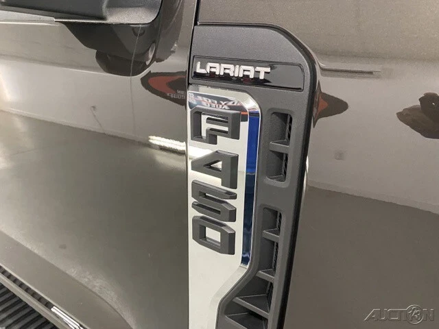 2025 Ford Super Duty 5th Gen - Image 5 of 12