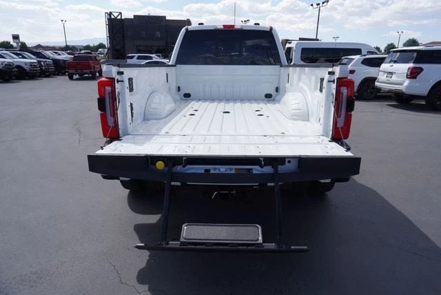 2025 Ford Super Duty 5th Gen - Image 11 of 21