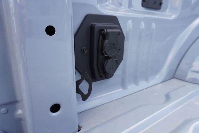 2025 Ford Super Duty 5th Gen - Image 12 of 21