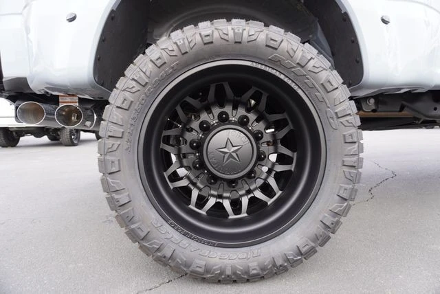 2025 Ford Super Duty 5th Gen - Image 18 of 21