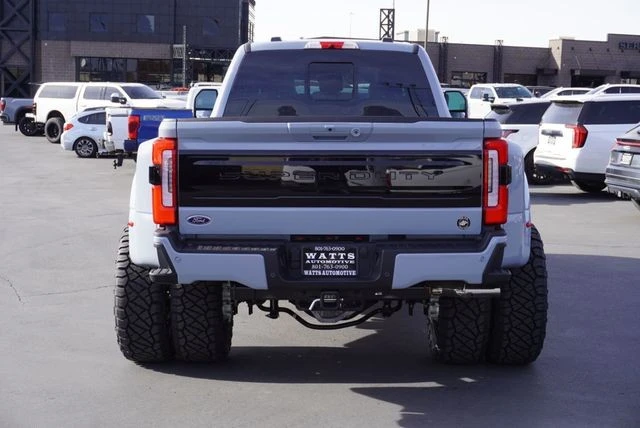 2025 Ford Super Duty 5th Gen - Image 9 of 21