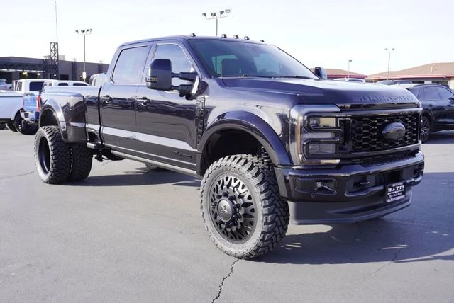 2025 Ford Super Duty 5th Gen - Image 16 of 21