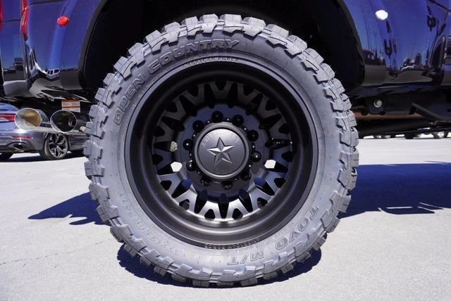 2025 Ford Super Duty 5th Gen - Image 18 of 21