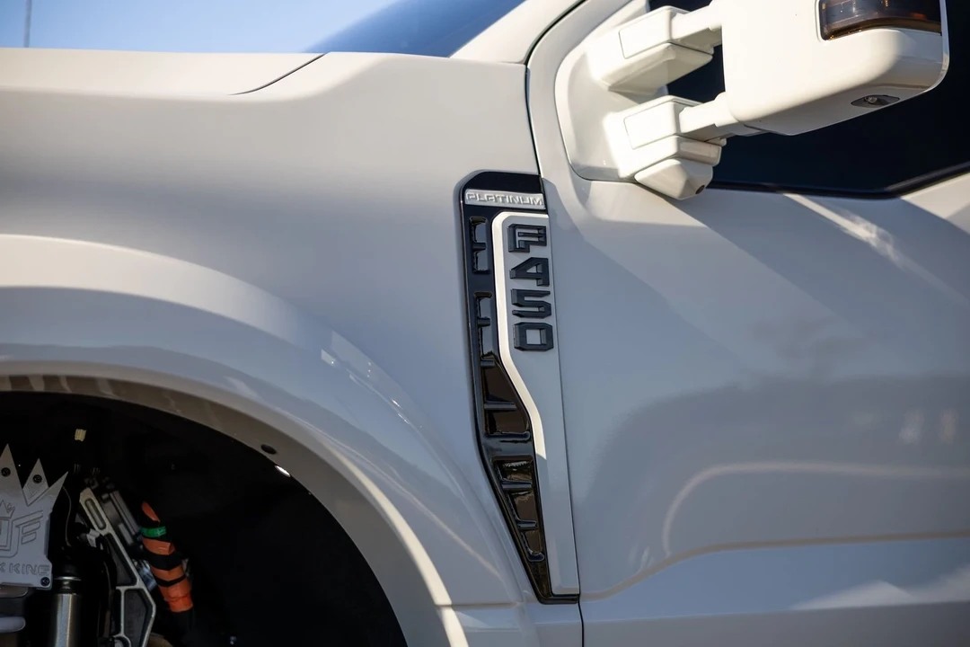 2025 Ford Super Duty 5th Gen - Image 14 of 21