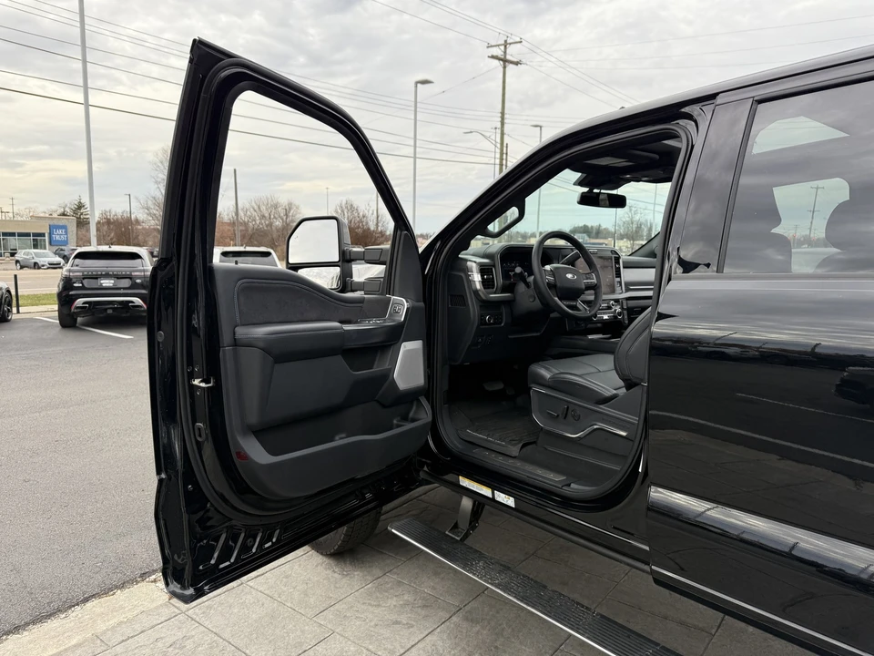 2025 Ford Super Duty 5th Gen - Image 13 of 21