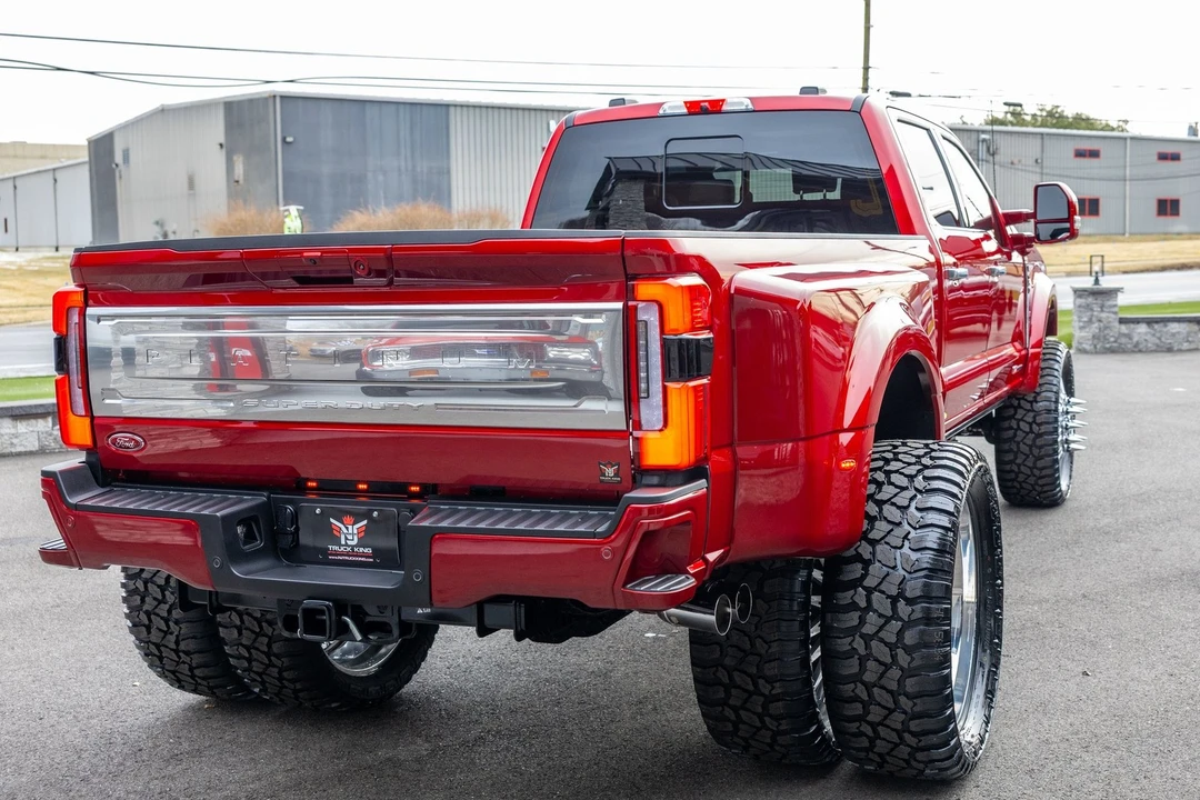 2025 Ford Super Duty 5th Gen - Image 17 of 21