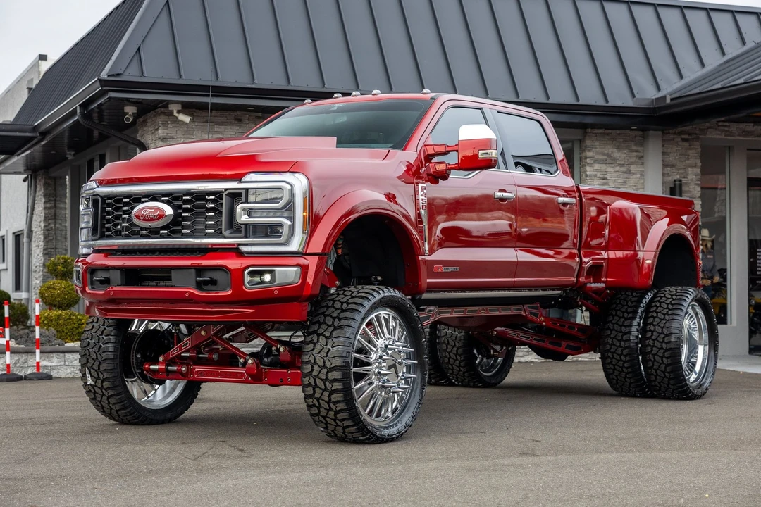 2025 Ford Super Duty 5th Gen - Image 6 of 21