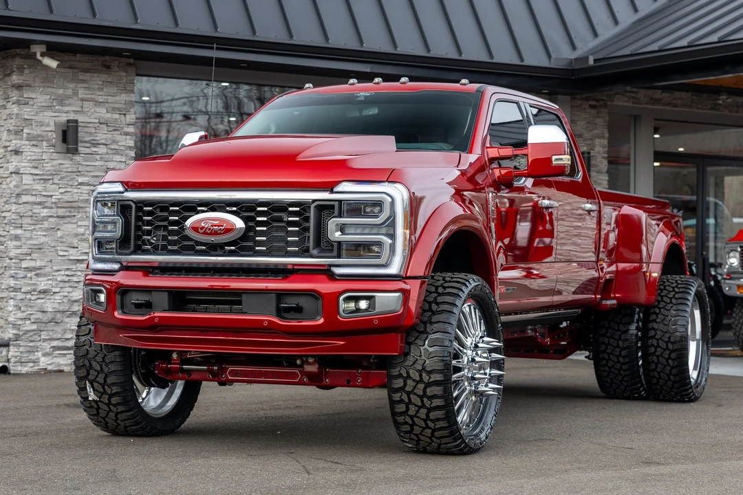 2025 Ford Super Duty 5th Gen - Image 11 of 21