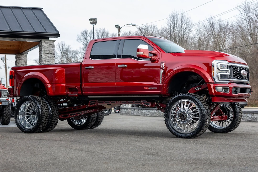 2025 Ford Super Duty 5th Gen - Image 8 of 21