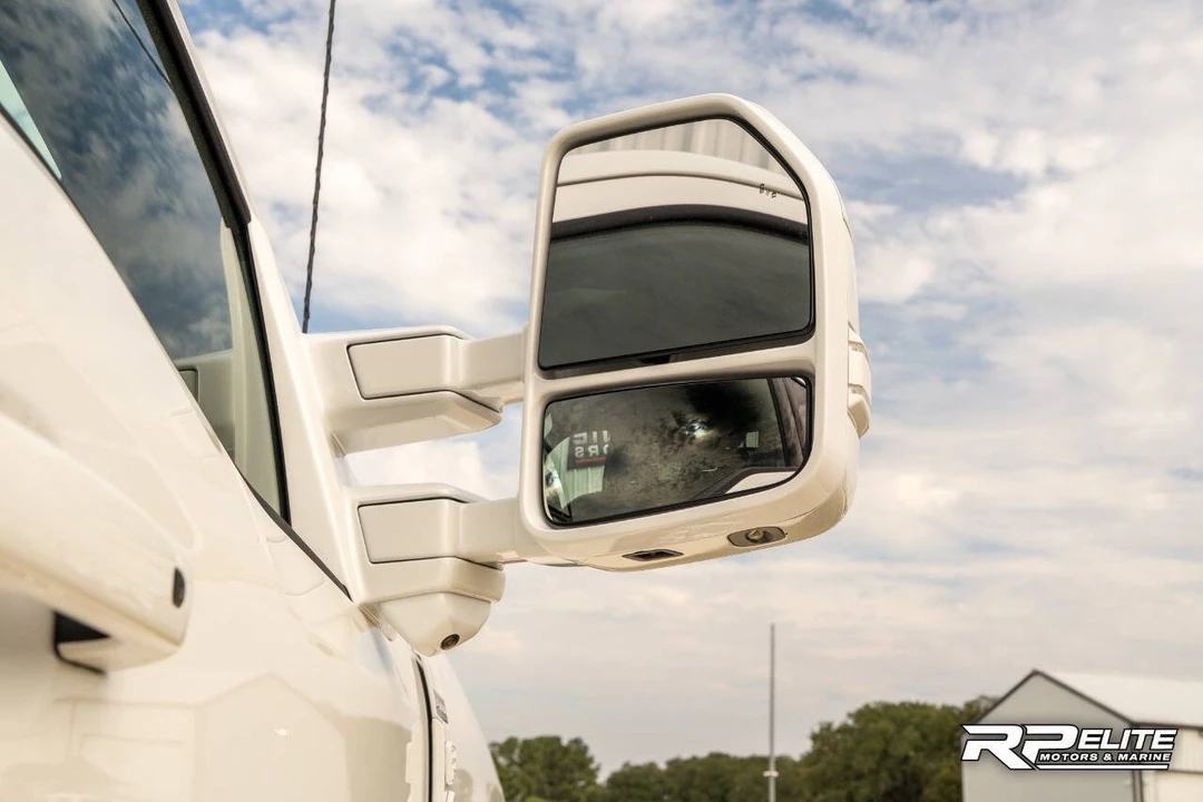 2025 Ford Super Duty 5th Gen - Image 11 of 21