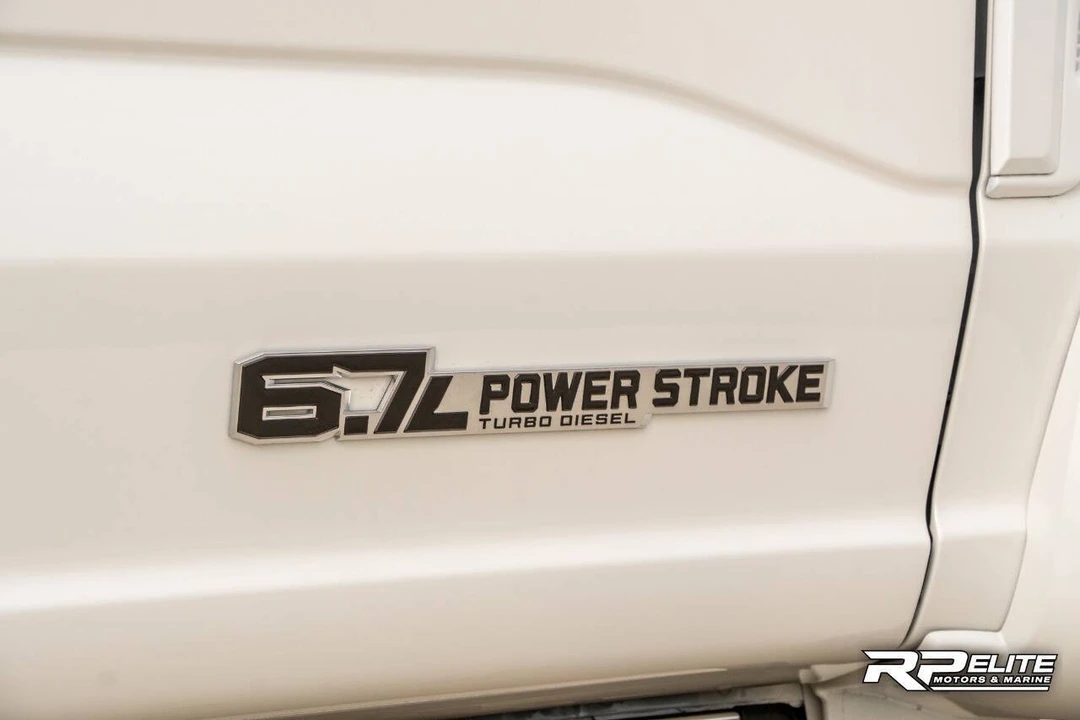 2025 Ford Super Duty 5th Gen - Image 10 of 21