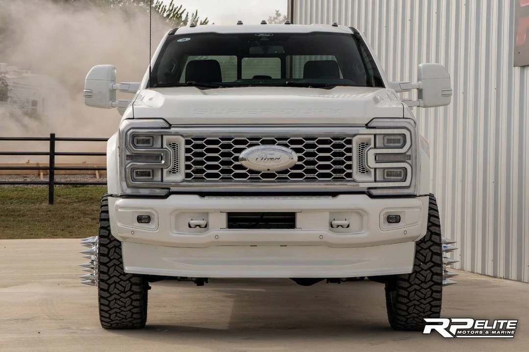 2025 Ford Super Duty 5th Gen - Image 3 of 21