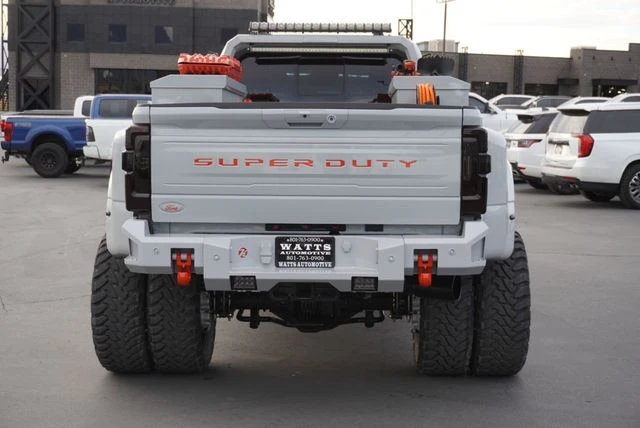 2025 Ford Super Duty 5th Gen - Image 9 of 21
