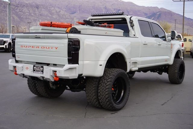 2025 Ford Super Duty 5th Gen - Image 12 of 21