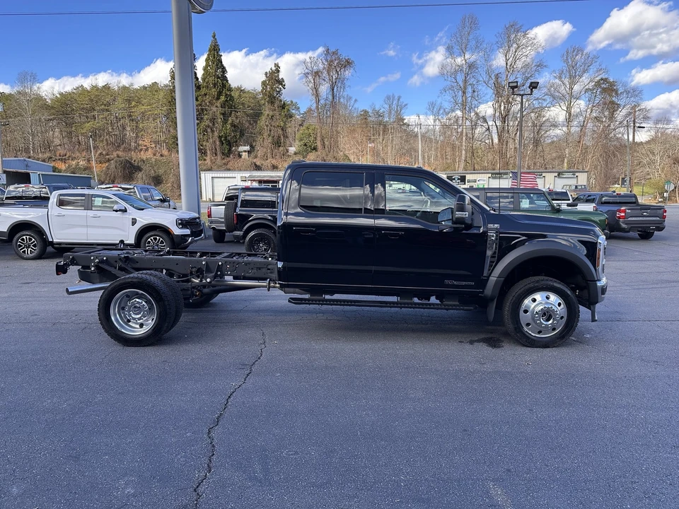 2025 Ford Super Duty 5th Gen - Image 5 of 21