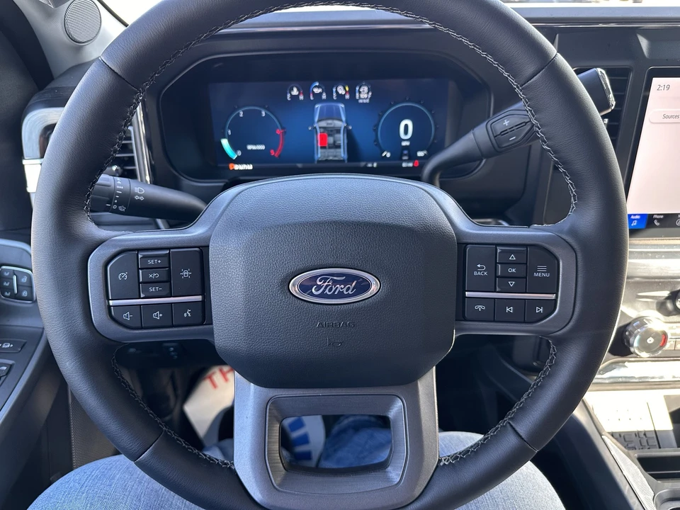 2025 Ford Super Duty 5th Gen - Image 18 of 21