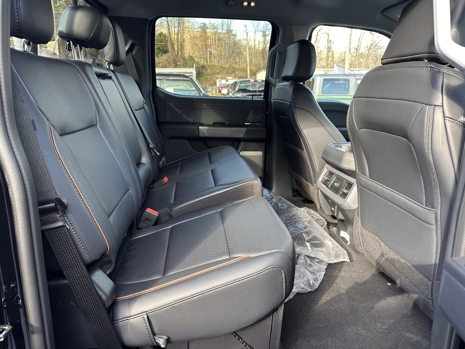 2025 Ford Super Duty 5th Gen - Image 14 of 21