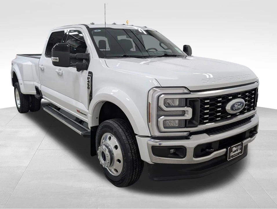 2025 Ford Super Duty 5th Gen - Image 7 of 12