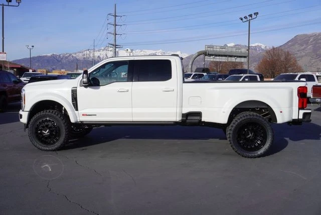 2025 Ford Super Duty 5th Gen - Image 7 of 21