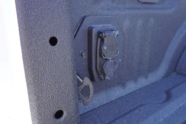 2025 Ford Super Duty 5th Gen - Image 12 of 21