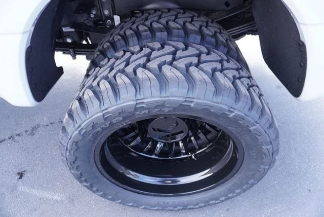 2025 Ford Super Duty 5th Gen - Image 19 of 21