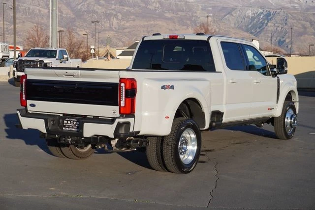 2025 Ford Super Duty 5th Gen - Image 13 of 21