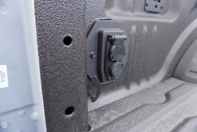 2025 Ford Super Duty 5th Gen - Image 12 of 21