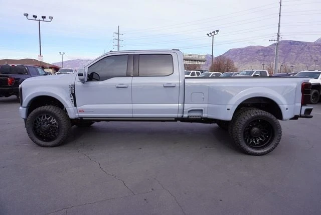 2025 Ford Super Duty 5th Gen - Image 7 of 21